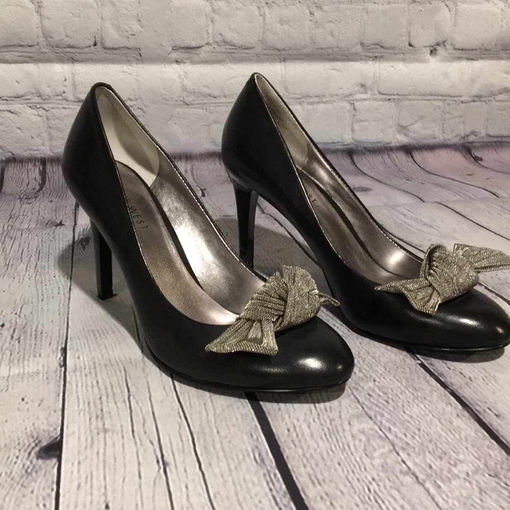 Nine West Camelita mesh bow black leather heels